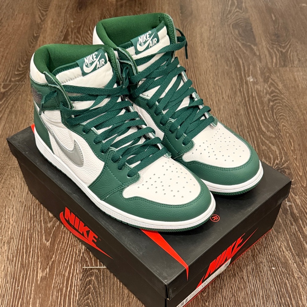 Jordan 1 Retro High OG Gorge Green